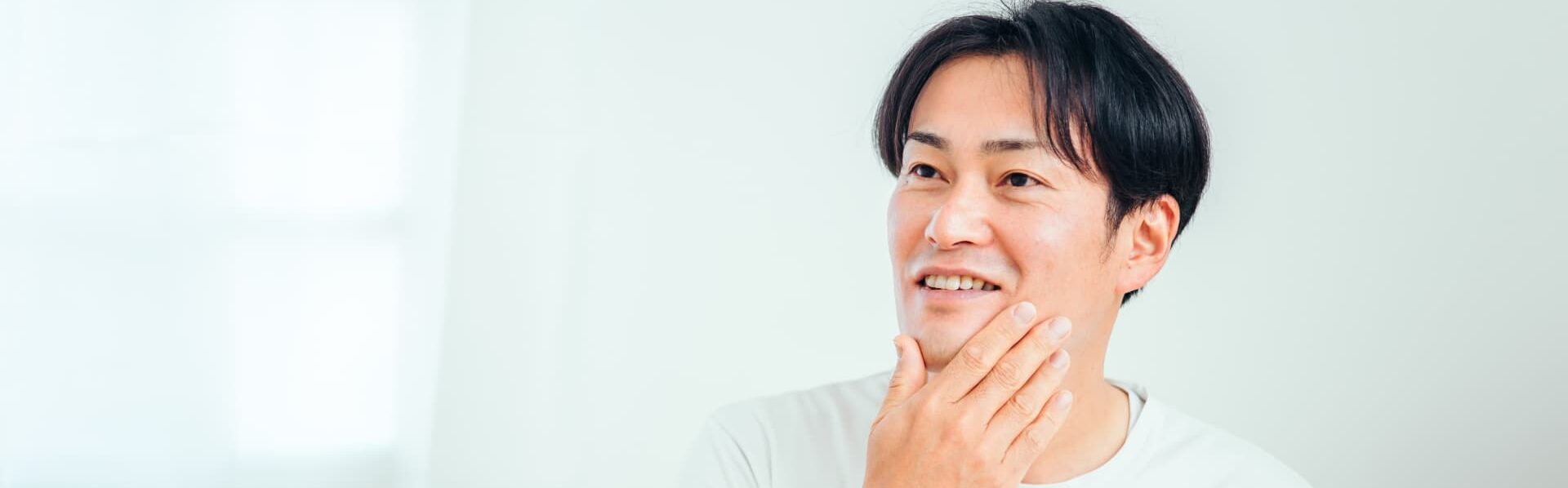 メンズリゼの医療脱毛を比較検討するための情報ページを案内するトップ画像。料金や通いやすさ、注意点を整理して確認できる構成を示している。